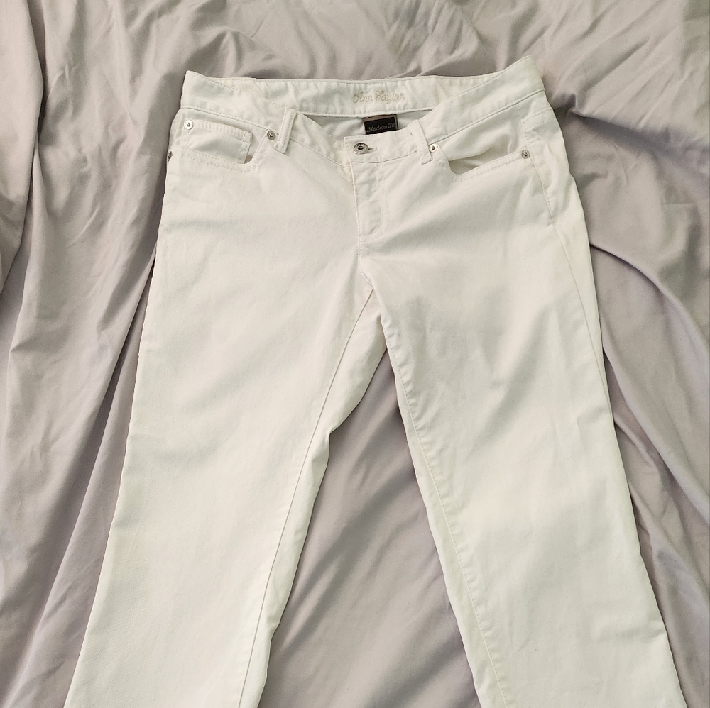 3 for $30 Ann Taylor Modern Fit Lindsay Waist White Jeans